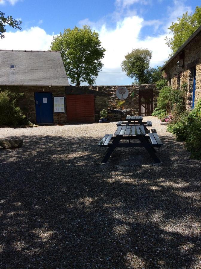 Le Boterff Gites Et Camping Saint-Mayeux Exterior photo