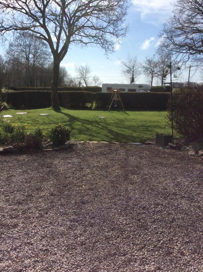 Le Boterff Gites Et Camping Saint-Mayeux Exterior photo