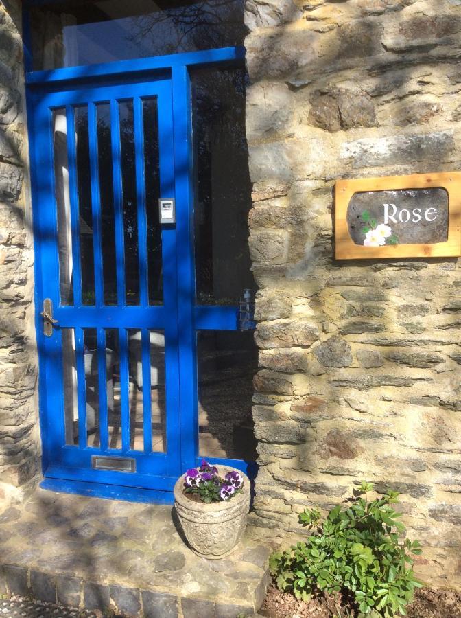 Le Boterff Gites Et Camping Saint-Mayeux Exterior photo