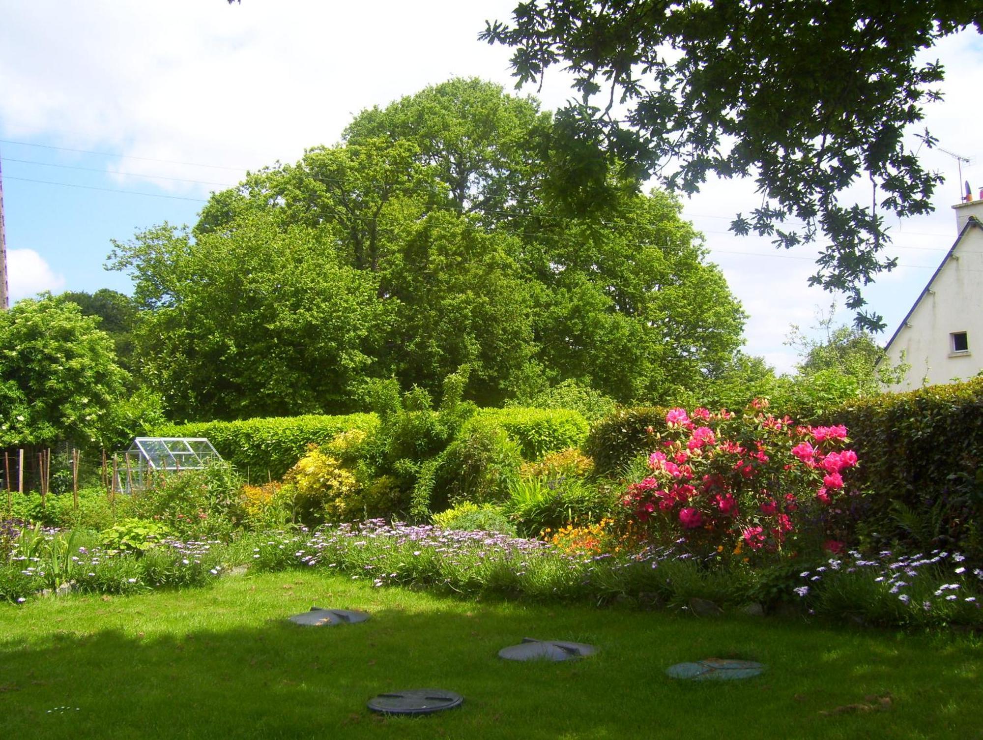 Le Boterff Gites Et Camping Saint-Mayeux Exterior photo
